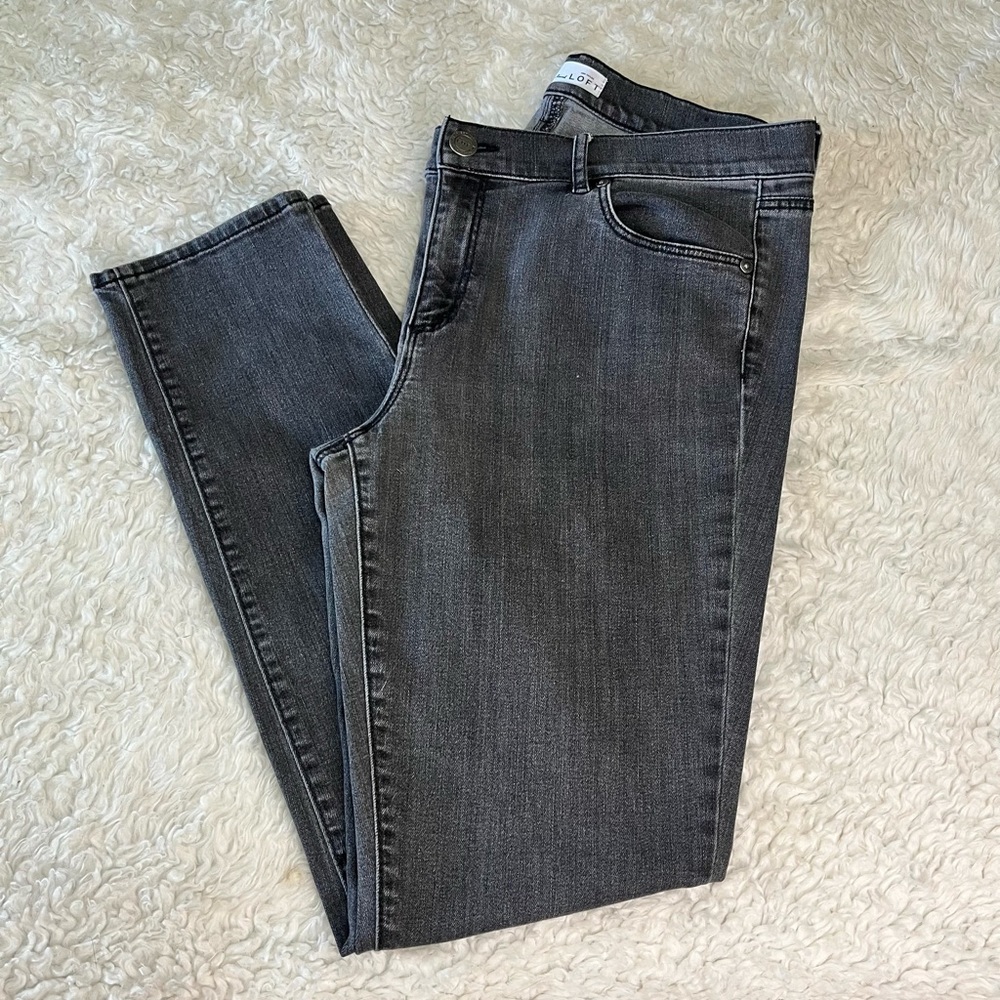 LOFT Women's Skinny Jeans in Dark Gray